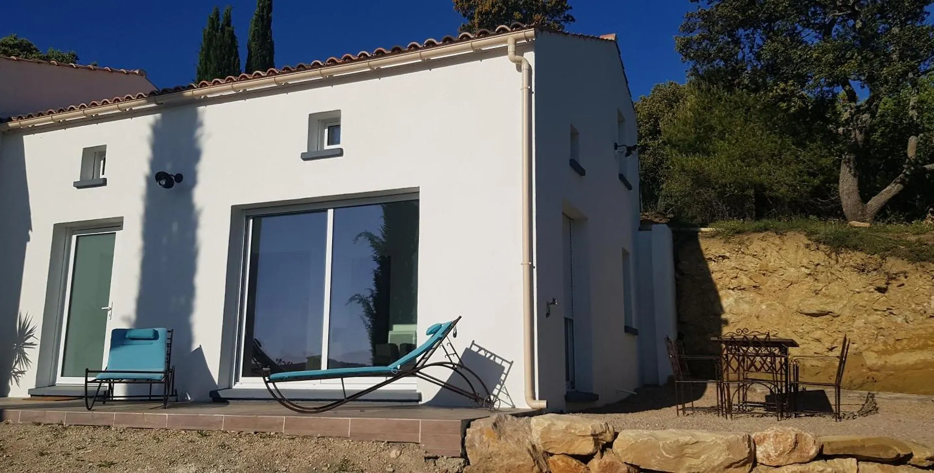 Gites L'Hermitage La Tour-dʼAigues بيت للعطل